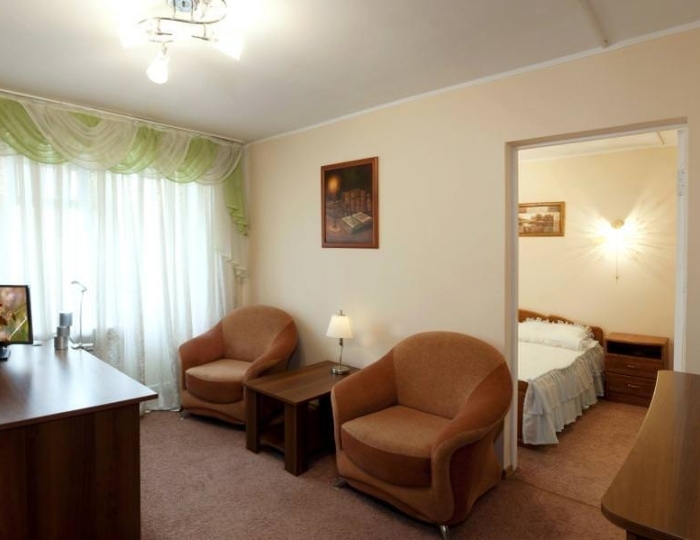 Апартаменты Апартменты 2-местные 3-комнатные - Санаторий «Строитель» Владивосток